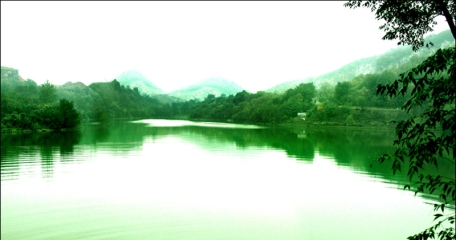 会峰湖