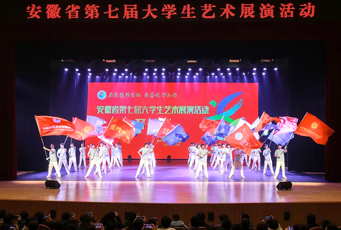 49bcf571-75dc-4cf2-a9fe-330e80a260c3.jpg